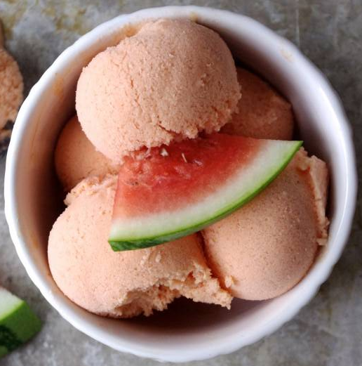 Recipe for watermelon ice cream at home