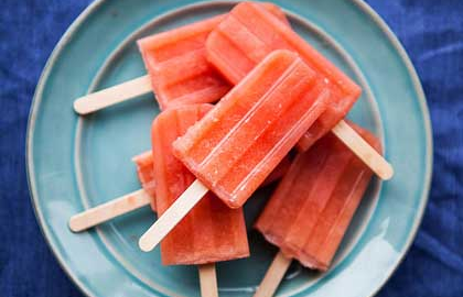 Recipe for making Watermelon wooden ice cream at home