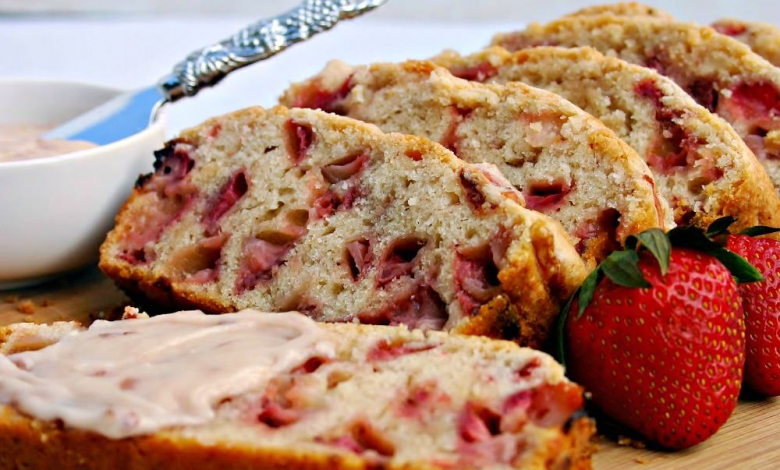 Photo of How to make “strawberry bread” with a lovely taste