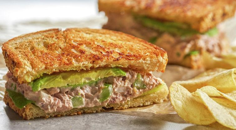 Tuna and avocado sandwich