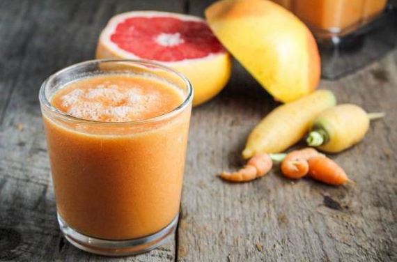 carrot and grapefruit ginger drink