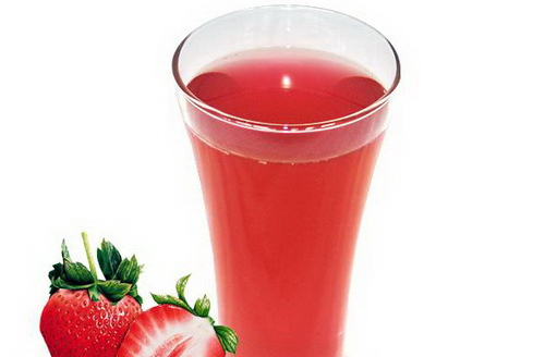 Recipe for strawberry drink with lemon juice and vanilla