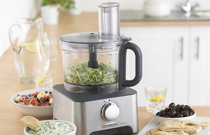 Guide to using a food processor and its applications