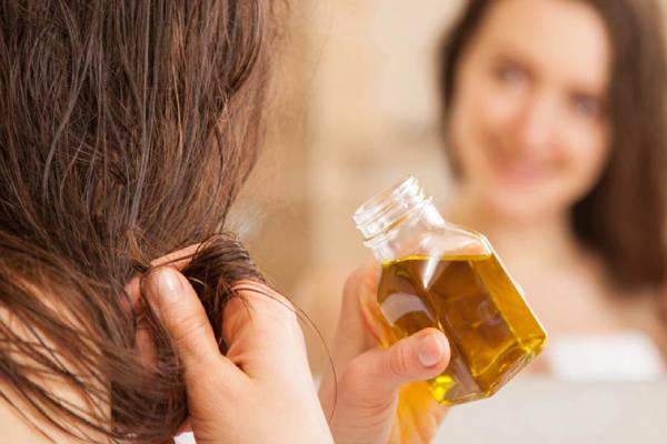 Benefits of jojoba oil for skin and hair
